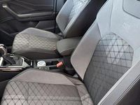 Usata VW T-Roc R-line 150 CV (110 kW) 2024 Blu SUV