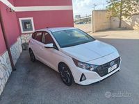 Usata Hyundai i20 84 CV (61 kW) 2023 Bianco Utilitaria