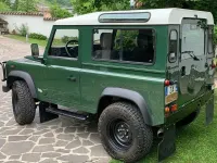 Usata Land Rover Defender 109 CV (80 kW) 2001 Verde SUV