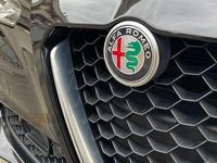 Usata Alfa Romeo Giulia 150 CV (110 kW) 2016 Nero Berlina