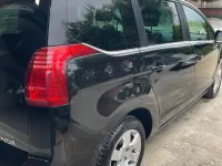 Usado Peugeot 5008 Business-Line 115 CV (84 kW) 2013 Negro Monovolumen