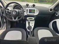 Usata Smart ForFour Passion 71 CV (52 kW) 2015 Grigio Utilitaria