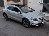 Usata Mercedes GLA220 177 CV (130 kW) 2015 Grigio SUV