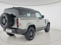 Usata Land Rover Defender SE 200 CV (147 kW) 2022 Grigio SUV