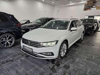 Usata VW Passat S 150 CV (110 kW) 2023 Bianco Station wagon