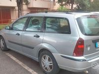 Usado Ford Focus 90 HP (66 kW) 2003 Sedan