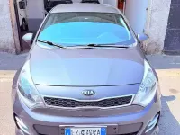 Usata Kia Rio 85 CV (62 kW) 2015 Grigio Berlina