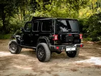 Usata Jeep Wrangler Sahara 272 CV (200 kW) 2024 Nero SUV