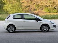 Usata Fiat Punto Evo Dynamic 75 CV (55 kW) 2012 Bianco Utilitaria