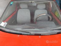 Usata Peugeot 205 54 CV (39 kW) 1990 Rosso Utilitaria