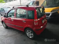 Usata Fiat Panda Dynamic 69 CV (50 kW) 2012 Rosso Utilitaria