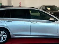 Usata VW Golf VIII Life 116 CV (85 kW) 2022 Argento Station wagon