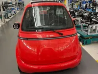Nuova Micro Microlino 11 kW (16 CV) 2025 Milano red Utilitaria