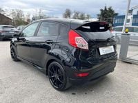Usata Ford Fiesta ST-Line 75 CV (55 kW) 2017 Nero Berlina
