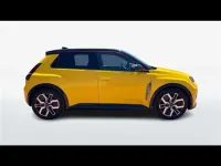 Usata Renault 5 E-Tech Iconic 77 kW (106 CV) 2024 Giallo