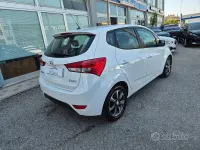 Usata Hyundai ix20 Comfort 90 CV (66 kW) 2015 Bianco Utilitaria