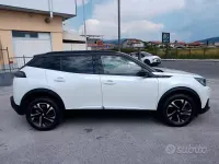 Usata Peugeot 2008 GT 110 CV (80 kW) 2021 Bianco SUV