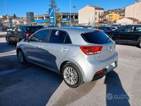 Usata Kia Rio 90 CV (66 kW) 2018 Grigio Berlina