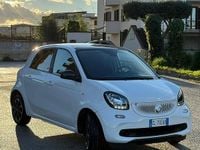 Usata Smart ForFour 90 CV (66 kW) 2017 Bianco Utilitaria