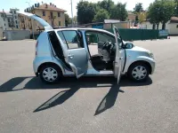 Usata Daihatsu Sirion TAKA 91 CV (66 kW) 2009 Grigio Utilitaria