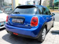 Usata Mini ONE 75 CV (55 kW) 2020 Bluazzurro Utilitaria