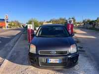 Usata Ford Fusion 90 CV (66 kW) 2009 Nero Utilitaria