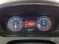 Usata Jaguar E-Pace 249 CV (183 kW) 2018 Grigio SUV