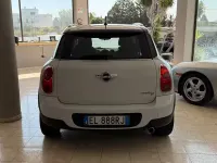 Usata Mini Cooper D Countryman 111 CV (81 kW) 2012 Bianco SUV