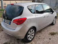 Usata Opel Meriva 95 CV (69 kW) 2011 Monovolume