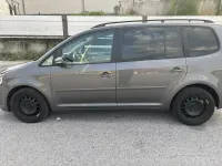 Usata VW Touran 105 CV (77 kW) 2011 Grigio Monovolume