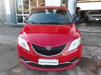 Usata Lancia Ypsilon Silver 69 CV (50 kW) 2016 Giallo Utilitaria
