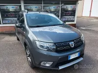 Usata Dacia Sandero Stepway 90 CV (66 kW) 2018 Grigio SUV