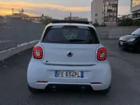 Usata Smart ForFour Passion 71 CV (52 kW) 2016 Bianco Utilitaria