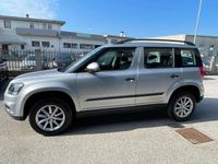 Usata Skoda Yeti Easy 110 CV (80 kW) 2016 Argento SUV