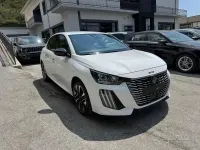 Usata Peugeot 208 Allure 101 CV (74 kW) 2025 Bianco Utilitaria