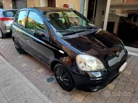 Usata Toyota Yaris 75 CV (55 kW) 2004 Nero Utilitaria