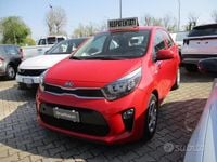 Usata Kia Picanto Active 67 CV (49 kW) 2017 Rosso Utilitaria