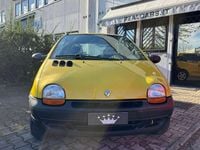 Usata Renault Twingo 54 CV (39 kW) 1995 Giallo Utilitaria