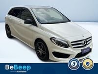 Usata Mercedes B200 136 CV (100 kW) 2017 Bianco pastello Monovolume