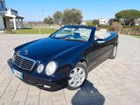 Usata Mercedes CLK200 163 CV (119 kW) 2002 Blu Cabrio
