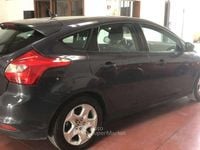 Usata Ford Focus 120 CV (88 kW) 2012 Grigio Berlina