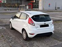 Usata Ford Fiesta Titanium 75 CV (55 kW) 2015 Berlina