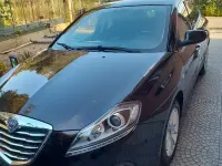 Usata Lancia Delta 105 CV (77 kW) 2012 Nero Utilitaria