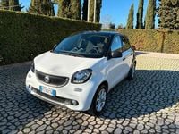 Usata Smart ForFour Passion 71 CV (52 kW) 2016 Bianco Utilitaria