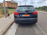Usata Ford Focus 120 CV (88 kW) 2015 Nero Station wagon