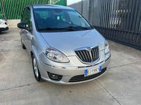 Usata Lancia Musa 95 CV (69 kW) 2011 Grigio Monovolume