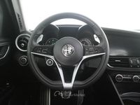 Usata Alfa Romeo Giulia Veloce 211 CV (155 kW) 2018 Grigio silverstone Berlina
