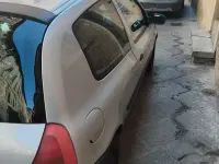 Usata Renault Clio 58 CV (42 kW) 2001 Grigio Berlina