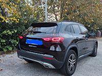 Usata Mercedes GLA180 116 CV (85 kW) 2022 Nero SUV