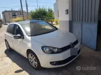 Usata VW Golf VI 102 CV (75 kW) 2010 Bianco Utilitaria